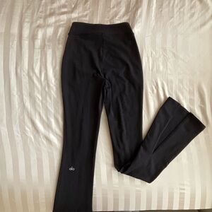 Alo High-Waist Flare Legging (XXS, black)
